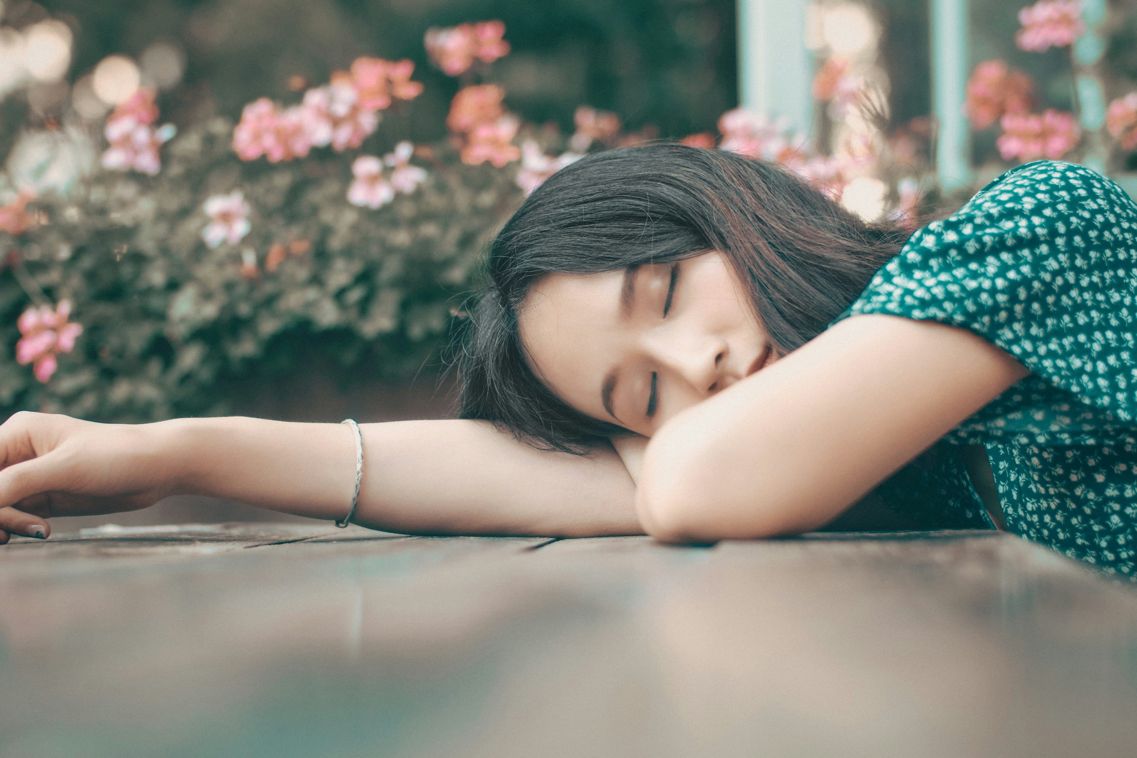Is Your Afternoon Slump a Blood Sugar Signal?